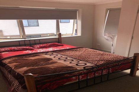 Photo of property in 5 Akeake Lane, Manurewa, Auckland, 2102