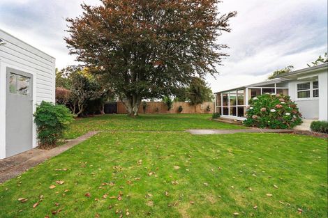 Photo of property in 43 Guy Street, Dannevirke, 4930