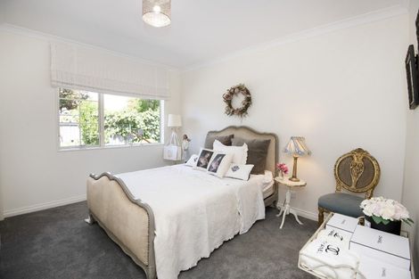 Photo of property in 14 Rutland Place, Taradale, Napier, 4112