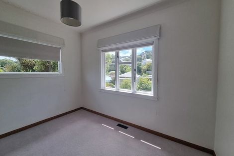 Photo of property in 41 Farm Road, Northland, Wellington, 6012