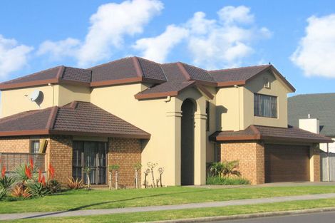 Photo of property in 18 Craigavon Drive, East Tamaki, Auckland, 2013