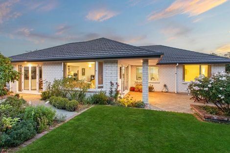 Photo of property in 2/7 Kelson Lane, Ilam, Christchurch, 8041