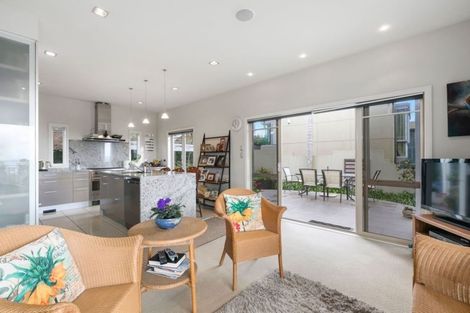 Photo of property in 36a Sharon Road, Waiake, Auckland, 0630