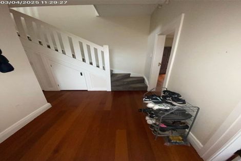Photo of property in 7 Otahuri Crescent, Greenlane, Auckland, 1051