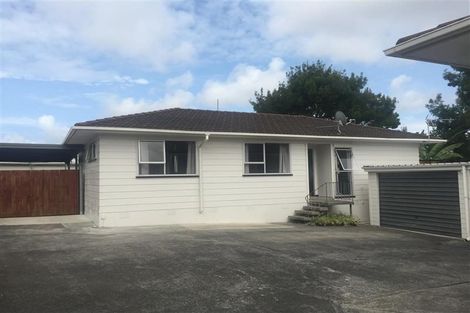 Photo of property in 2/26 Navigator Place, Papatoetoe, Auckland, 2025