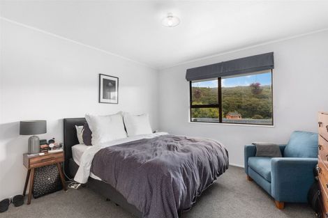 Photo of property in 49a Albatross Close, Whitby, Porirua, 5024