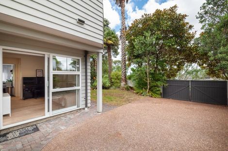 Photo of property in 93 Hastings Road, Mairangi Bay, Auckland, 0630