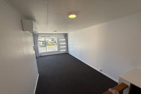 Photo of property in 4a Elwyn Crescent, Green Island, Dunedin, 9018