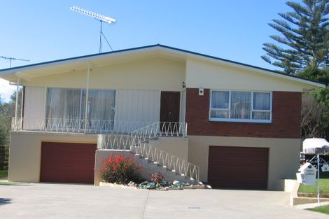 Photo of property in 4 Ross Place, Opaheke, Papakura, 2113