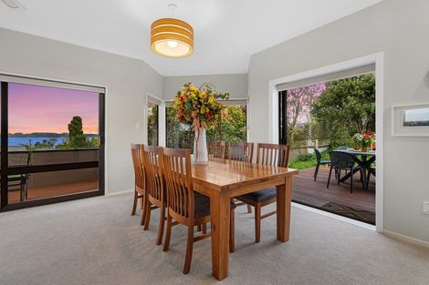 Photo of property in 1 Ruamoana Place, Omokoroa, 3114