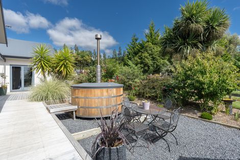 Photo of property in 138 Mckendry Road, Woodside, Outram, 9074