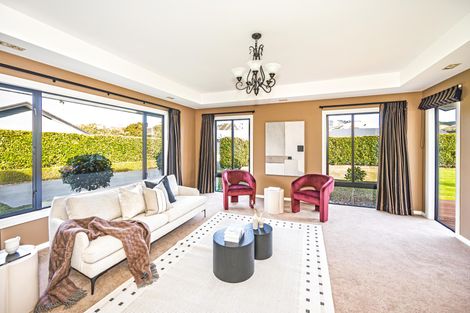 Photo of property in 2 Mcmullan Place, Oamaru North, Oamaru, 9400