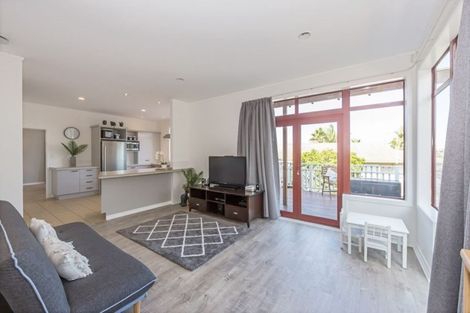 Photo of property in 18 Castaway Place, Gulf Harbour, Whangaparaoa, 0930