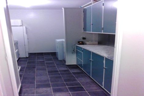 Photo of property in 6/55 Apu Crescent, Lyall Bay, Wellington, 6022