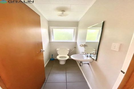 Photo of property in 11 Dundas Place, Henderson, Auckland, 0612