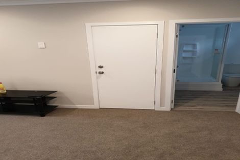 Photo of property in 41 Elliston Crescent, Stanmore Bay, Whangaparaoa, 0932