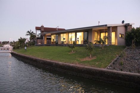 Photo of property in 37 Aquila Drive, Whitianga, 3510