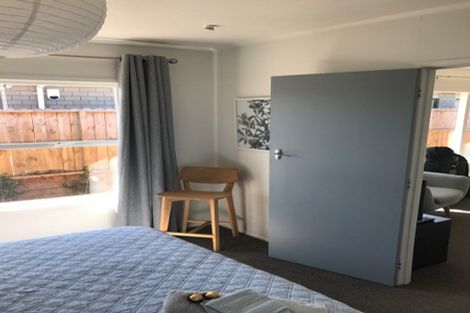 Photo of property in 2/328 Lake Road, Hauraki, Auckland, 0622