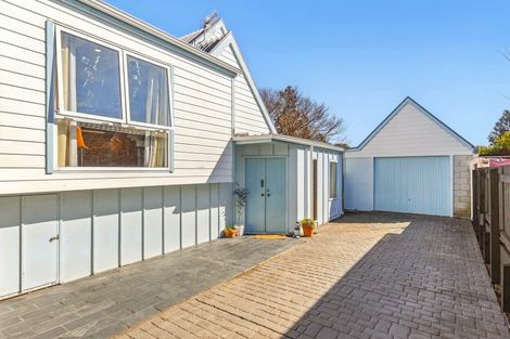 Photo of property in 13 Walton Road, Paraparaumu Beach, Paraparaumu, 5032