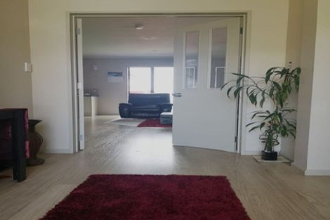 Photo of property in 41 Speyside Crescent, Flat Bush, Auckland, 2016