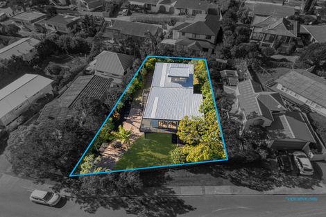 Photo of property in 3 Kathleen Street, Totara Vale, Auckland, 0627