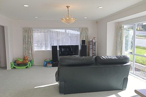 Photo of property in 3 Winton Court, Somerville, Auckland, 2014