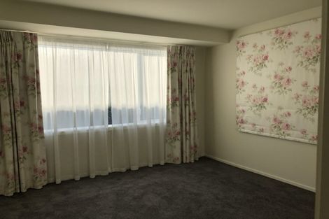 Photo of property in 12 Searells Road, Strowan, Christchurch, 8052