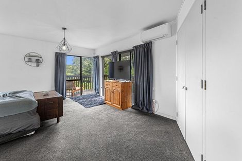 Photo of property in 178 Bleakhouse Road, Mellons Bay, Auckland, 2014