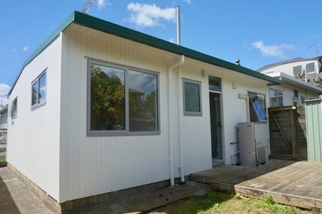 Photo of property in 2/14 Brook Street, Milford, Auckland, 0620