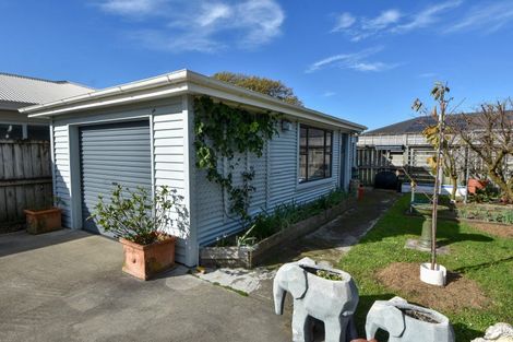 Photo of property in 240 High Street North, Carterton, 5713