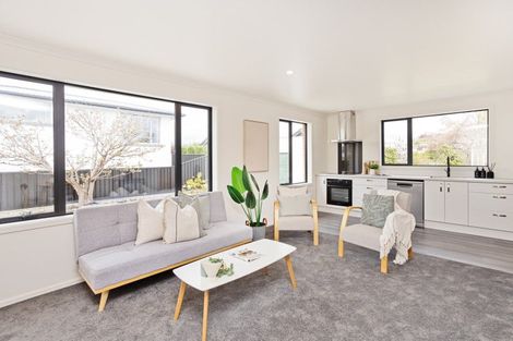 Photo of property in 35 Holloway Street, Waikiwi, Invercargill, 9810