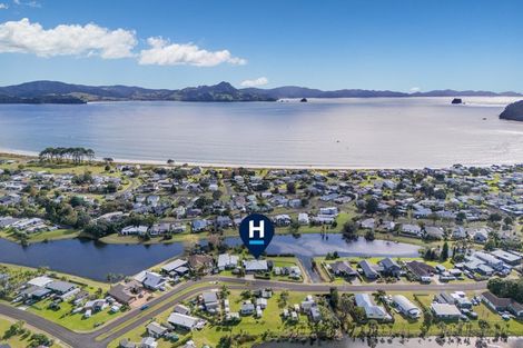 Photo of property in 28 Motukorure Parade, Cooks Beach, Whitianga, 3591