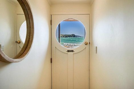 Photo of property in 19 Moana Road, Plimmerton, Porirua, 5026