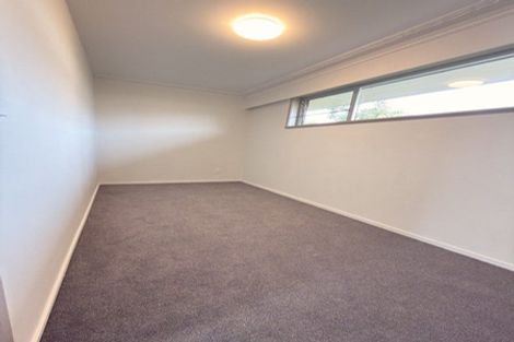 Photo of property in 2/8 Atherton Road, Epsom, Auckland, 1023