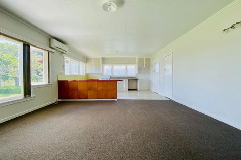 Photo of property in 120 Cutfield Road, Westown, New Plymouth, 4310