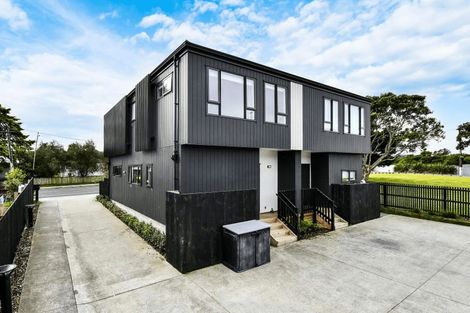 Photo of property in 2/75 Mcannalley Street, Manurewa East, Auckland, 2102