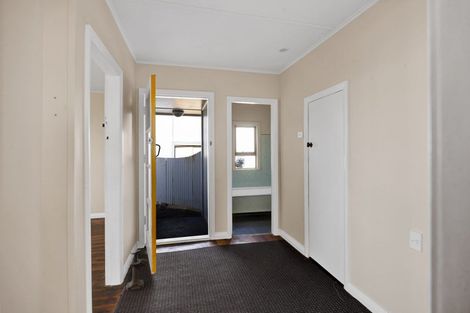 Photo of property in 4 Meredith Street, Patea, 4520