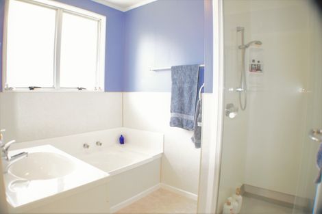 Photo of property in 129 Apollo Parade, Milson, Palmerston North, 4414