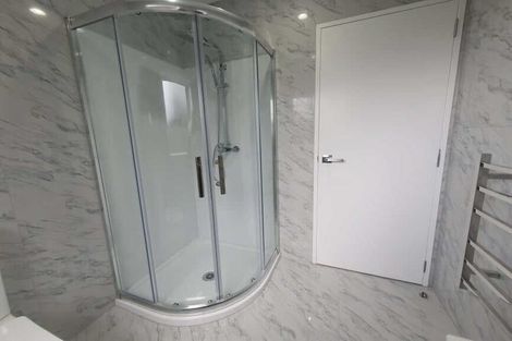 Photo of property in 83a Glengarry Road, Glen Eden, Auckland, 0602