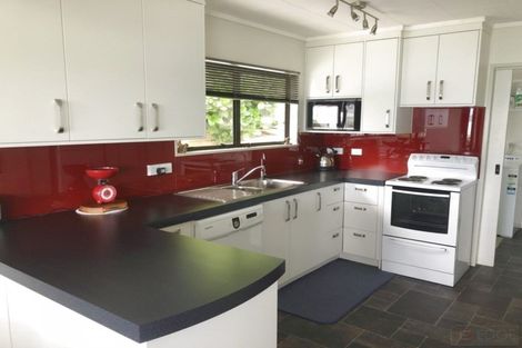 Photo of property in 330 Ohiwa Harbour Road, Waiotahe, Opotiki, 3198