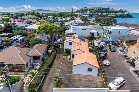 Photo of property in 2a Church Street, Devonport, Auckland, 0624