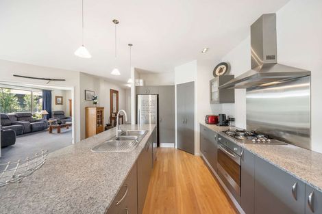 Photo of property in 9 Cunneen Place, Aidanfield, Christchurch, 8025