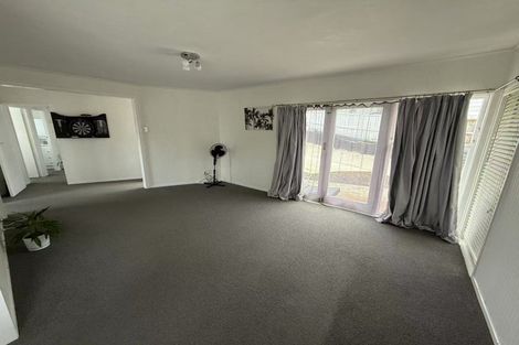 Photo of property in 21 Minaret Drive, Bucklands Beach, Auckland, 2014