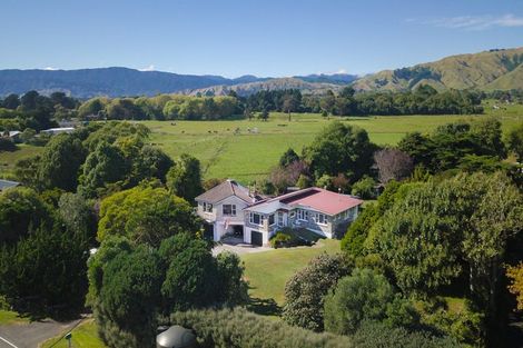 Photo of property in 131 Te Horo Beach Road, Te Horo, Otaki, 5581