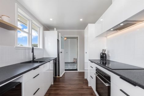 Photo of property in 7 Waiuta Street, Titahi Bay, Porirua, 5022