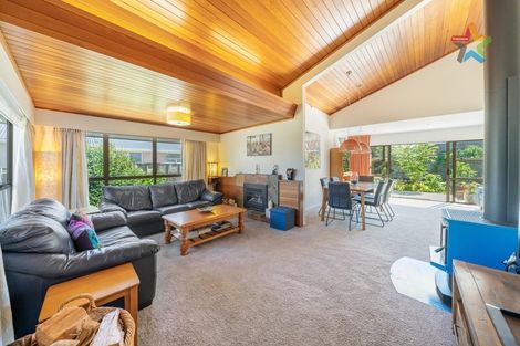 Photo of property in 27 Holyoake Crescent, Avalon, Lower Hutt, 5011