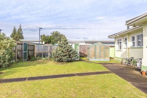 Photo of property in 48 Abbot Street, Gonville, Whanganui, 4501