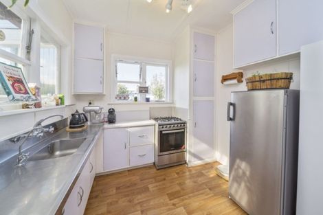 Photo of property in 17 Cornwall Street, Patea, 4520