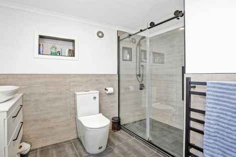 Photo of property in 221 Matai Road, Raumati Beach, Paraparaumu, 5032