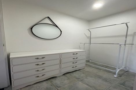 Photo of property in 98 Salamanca Road, Sunnynook, Auckland, 0620